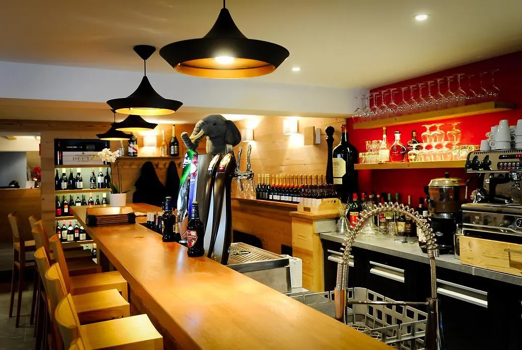 Chalet Hotel Regina Les Gets 2*,